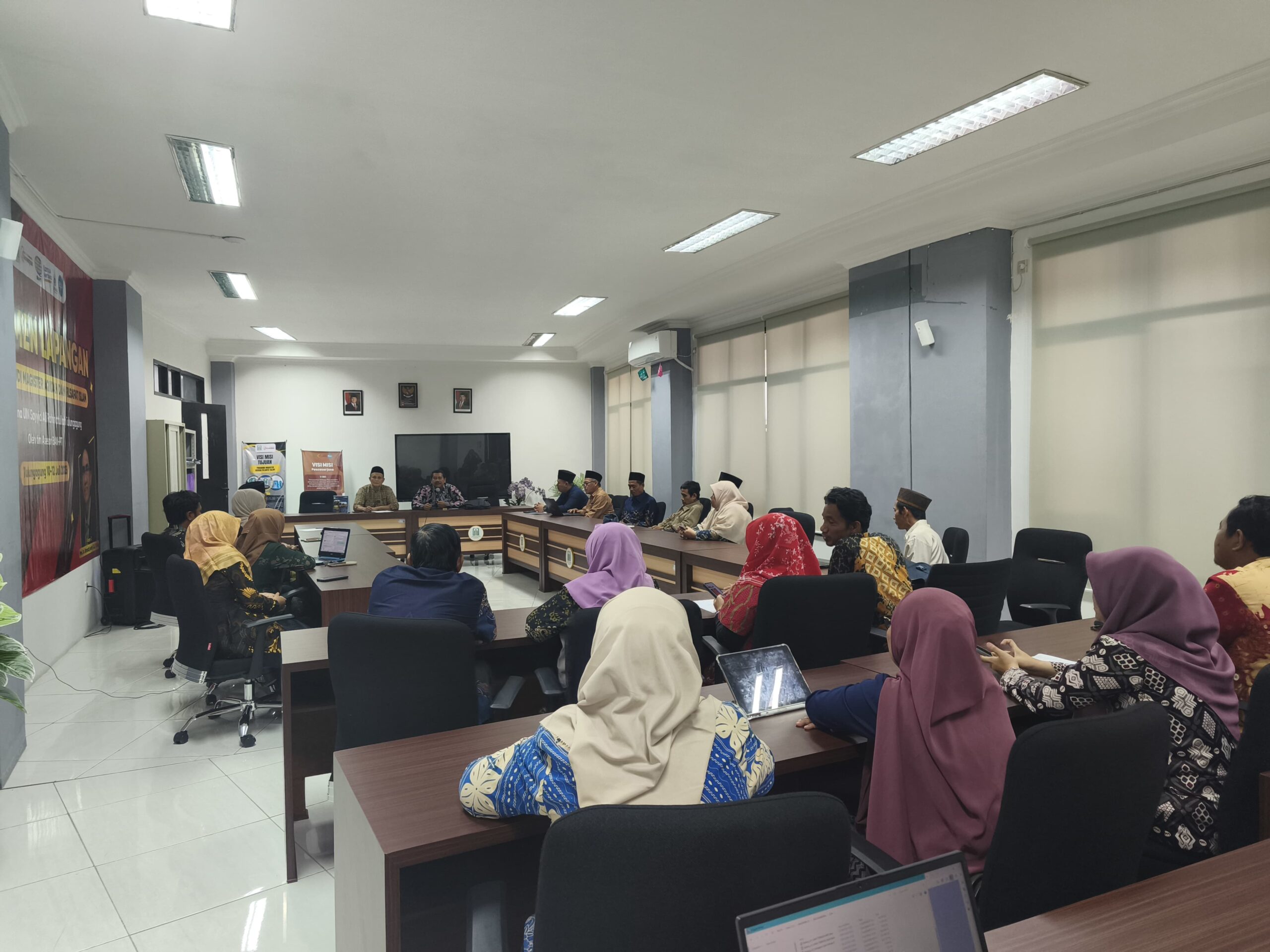 RAPAT PMB PASCASARJANA UIN SATU TULUNGAGUNG 2025