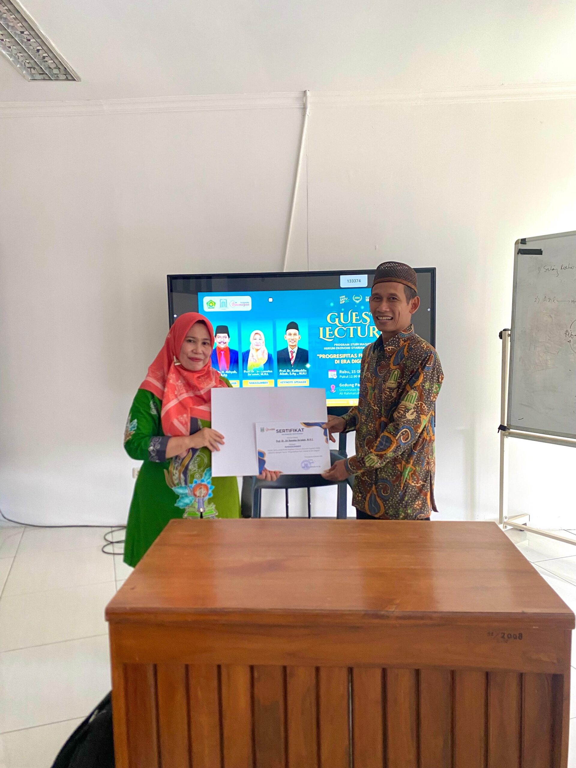 GUEST LECTURE PROGRAM STUDI MAGISTER HUKUM EKONOMI SYARIAH