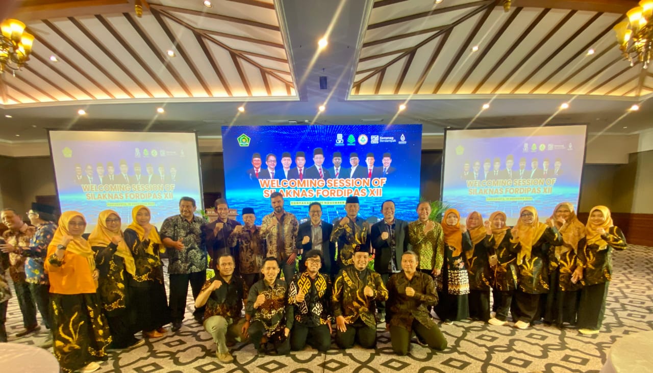 Mahasiswa S2 AFI UIN SATU Ikut Memeriahkan INCOILS V Yogyakarta 2025